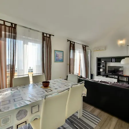Zeljka-3 By Interhome * Novi Vinodolski